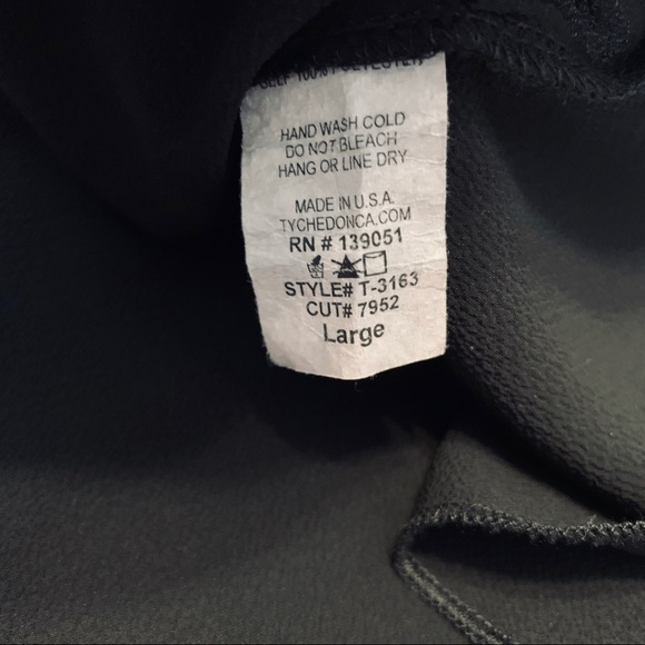 ♦️ Fab’rik sleeveless black top with split ba… - Picture 6 of 7